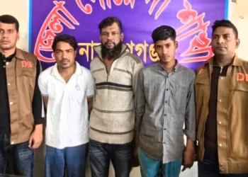 ফতুল্লায় রায়হান মোল্লাকে কুপিয়ে হত্যা, চার আসামি গ্রেপ্তার