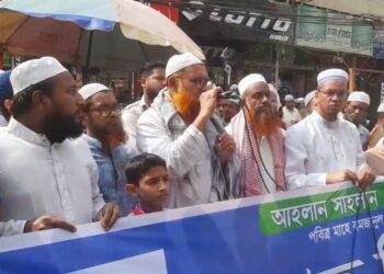প্রধানমন্ত্রী আপনাদের তারপরও যদি চাঁদাবাজি হয় এর দায় আপনাদের বহন করতে হবে-সিরাজুল মামুন