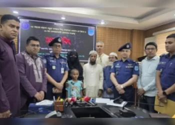 অপহরনের ২৪ ঘণ্টয় অপহৃত শিশু উদ্ধার, মূল হোতা গ্রেপ্তার