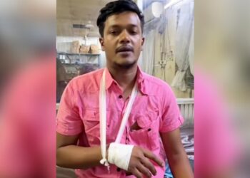 বক্তাবলীতে মেয়াদোর্ত্তীন ঔষধ ফেরত চাওয়ায় মারধর! থানায় অভিযোগ