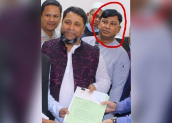 যুবলীগের সভাপতি মতির ভাই ডজন হত্যা মামলার আসামি যুবলীগ নেতা মাহবুব প্রকাশ্যে