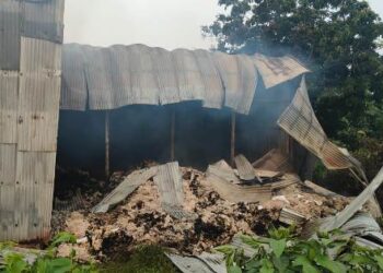 বন্দরে তুলা কারখানায় ভয়াবহ অগ্নিকাণ্ডে তুলা ও যন্ত্রপাতি পুড়ে ছাই