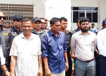 খানপুর ৩শ শয্যা বিশিষ্ট হাসপাতালে অভিযান, নারীসহ আটক ৩