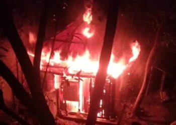 ১৫ ঘন্টা ব্যবধানে বন্দরে মদনগঞ্জে আবারও অগ্নিকান্ড