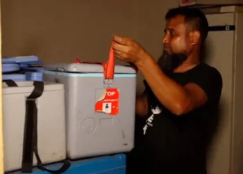 টিকার মজুত নিয়ে ধোঁয়াশা, সংকট মরণব্যাধি জলাতঙ্কের টিকার