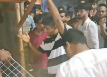 আশার ‘অ্যাকশন’: রমজানের পর এবার গুঁড়িয়ে দেওয়া হলো গাজীর আস্তানা