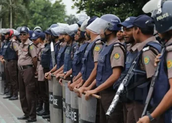আইনশৃঙ্খলা ‘নিয়ন্ত্রণে আছে, অবনতি হয়নি’ বলা হলেও এখনো উদ্বেগ কেন?