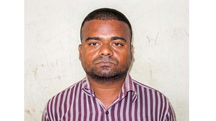 ফতুল্লার ভোলাইলে মাদক সম্রাট আলআমিন রকি প্রকাশ্যে থেকেও অধরা!
