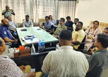 আমতলী থানার নবাগত ওসির সঙ্গে সাংবাদিকদের মতবিনিময় সভা