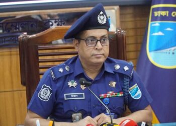 একাধিক পুলিশ কর্মকর্তার বিরুদ্ধে শাস্তিমূলক ব্যবস্থায় সর্বমহলে প্রশংসিত পুলিশ সুপার
