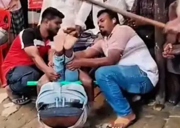 মাদক কারবারের অভিযোগে নির্যাতন, কেন আইন নিজের হাতে তুলে নিচ্ছেন অনেকে?