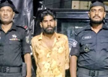 ফতুল্লায় অপরাধ সিন্ডিকেটের নতুন সেনাপতি ডাকাত আজমীর!!