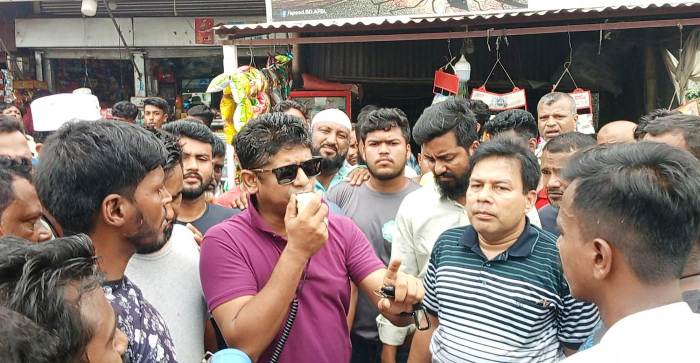 আশ্বাসে প্রত্যাহার হলো নবীগঞ্জ-কাইকারটেক সড়ক সংস্কারের দাবিতে অবরোধ