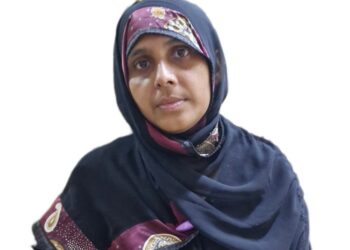 ব্ল্যাকমেইল করে অর্থ আদায়, ফতুল্লায় নারী গ্রেফতার