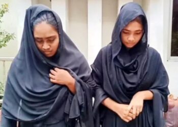 রূপগঞ্জে যাত্রীবেশে অটোরিকশা ছিনতাইয়ের চেষ্টা, দুই নারী গ্রেপ্তার