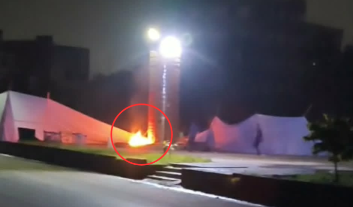 ফতুল্লায় ভোররাতে জুলাই স্মৃতিস্তম্ভে দুর্বৃত্তের আগুন