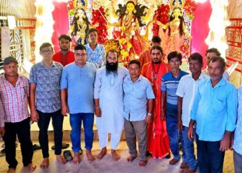 ফতুল্লার শীষ মহল মন্দিরে বিপদত্তারিনী পূজা পরিদর্শনে জেলা সনাতন পার্টি