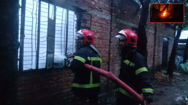 সোনারগাঁয়ে চিপস কারখানায় অগ্নিকান্ড