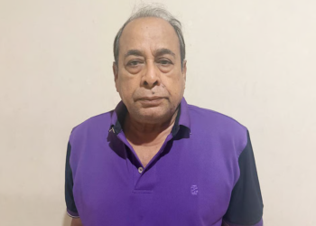 বিদেশি সাংবাদিকের বইয়ে পাওয়া গেল মোজাফফরের অন্ধকার জীবনের গল্প