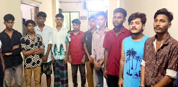 ফতুল্লায় সরকারবিরোধী মিছিলের প্রস্তুতি, গ্রেফতার ১০