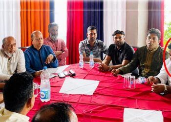 বহিষ্কৃত নেতাকে নিয়ে জেলা স্বেচ্ছাসেবক দলের সভা: প্রশ্নবিদ্ধ দলীয় শৃঙ্খলা