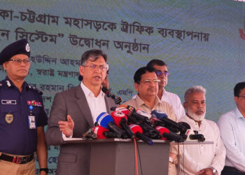 মহাসড়কে কোনো ধরনের থ্রি হুইলার চলতে দেওয়া হবে না: স্বরাষ্ট্রমন্ত্রী