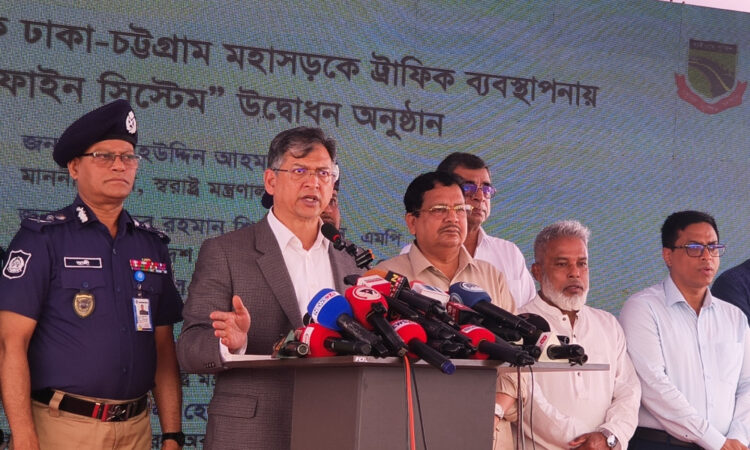মহাসড়কে কোনো ধরনের থ্রি হুইলার চলতে দেওয়া হবে না: স্বরাষ্ট্রমন্ত্রী