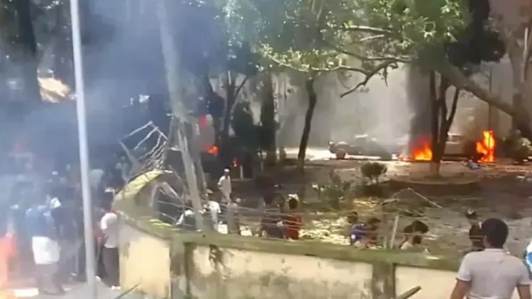 ২৪’র ৪ঠা অগাস্ট এক থানায় ১৫জন পুলিশ হত্যার পর কী হয়েছে?