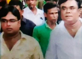 সস্তাপুরে জুয়েল ও মজিবরের নির্দেশে ভূমিদস্যুদের বাড়ী দখল! থানায় অভিযোগ