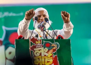 লংমার্চের মধ্য দিয়ে ‘বড় আন্দোলনের’ পথ খুঁজছে জামায়াত-এনসিপি?