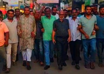 আওয়ামী লীগের নৈরাজ্যের প্রতিবাদে ইসলামপুরে বিএনপির প্রতিবাদ মিছিল