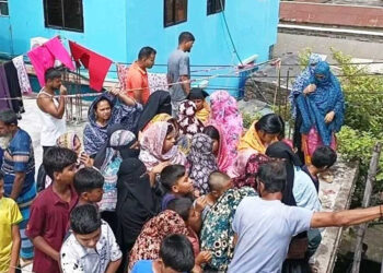 ফতুল্লায় স্ত্রীকে ছুরিকাঘাতের পর স্বামীর আত্মহত্যা