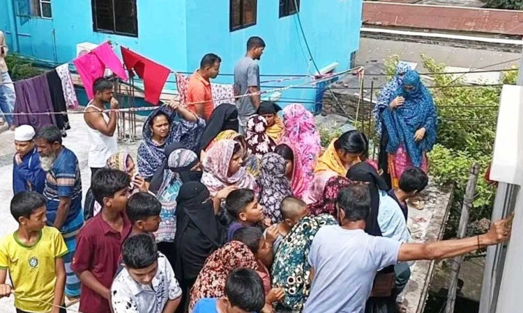 ফতুল্লায় স্ত্রীকে ছুরিকাঘাতের পর স্বামীর আত্মহত্যা