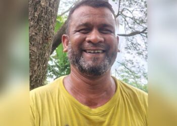 আলীরটেকের গঞ্জকুমারিয়া এলাকার মূর্তিমান আতংক কামাল মাদবর