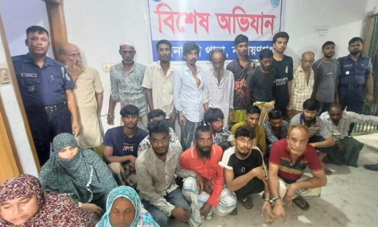 নারায়ণগঞ্জে পুলিশের বিশেষ অভিযানে গ্রেফতার ১৫৪