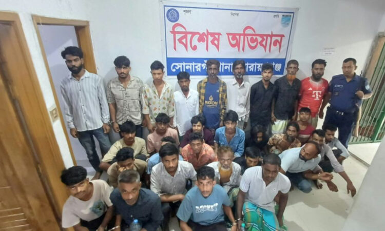 সোনারগাঁয়ে পুলিশের বিশেষ অভিযানে গ্রেপ্তার ২৯