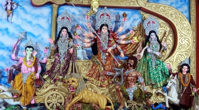 সোনারগাঁয়ে চণ্ডীপাঠ ও মহাষষ্ঠী পূজার মধ্য দিয়ে শারদীয় দুর্গোৎসব শুরু