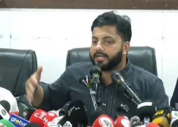 দল চায়নি, বিশেষ কারণে পদত্যাগ করতে হচ্ছে: ইশরাক হোসেন